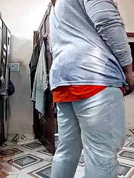 Snapshot of SIMIHOT chatting on 15, 12, 2025 SIMIHOT online show from 15, 12, 2025