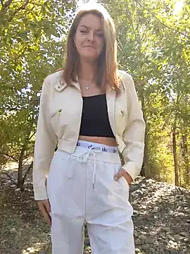 Snapshot of YOOUR_EVAA chatting on 14, 9, 2025 YOOUR EVAA online show from 14, 9, 2025