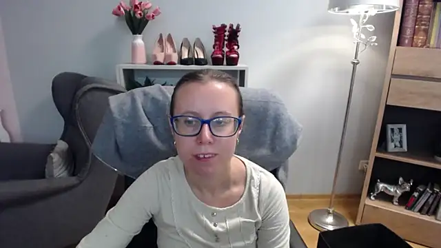 sweetxLizzy online show from 2, 10, 2025