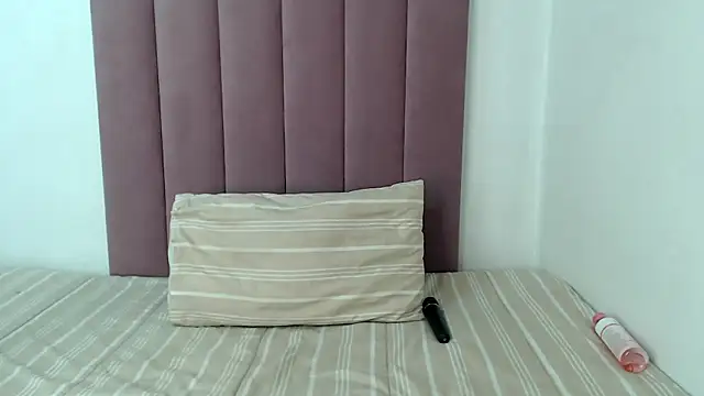 Snapshot of Abby_108 chatting on 15, 9, 2025 Abby 108 online show from 15, 9, 2025