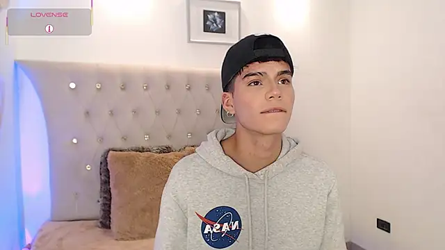 Dulcey  online show from 19, 11, 2025