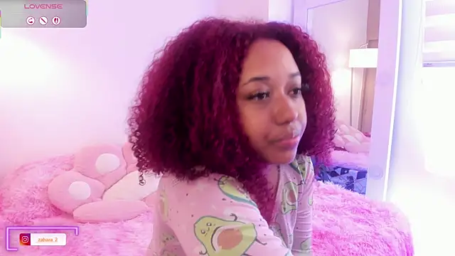 Snapshot of _Zahara_ chatting on 18, 9, 2025 Zahara online show from 18, 9, 2025