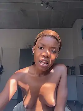 prettydollyy online show from 2, 4, 2026