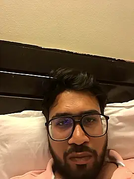 Ronnyjaan online show from 6, 4, 2026