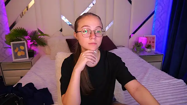 ArrinaWairr online show from 12, 9, 2025