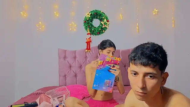 Snapshot of makiandjimmy chatting on 14, 12, 2025 makiandjimmy online show from 14, 12, 2025