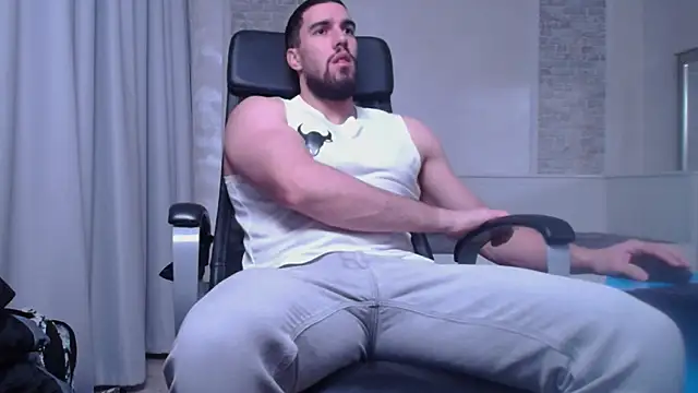 IvanHydee online show from 5, 10, 2025