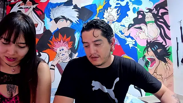 Snapshot of RoxyandAron2 chatting on 11, 10, 2025 RoxyandAron2 online show from 11, 10, 2025