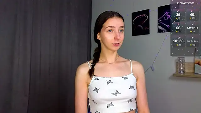 Snapshot of Made_for_Love chatting on 29, 9, 2025 Made for Love online show from 29, 9, 2025