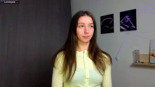 Snapshot of Made_for_Love chatting on 17, 10, 2025 Made for Love online show from 17, 10, 2025