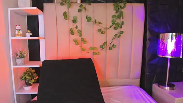 Bonnali lune online show from 21, 11, 2025