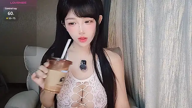 Coco--01 online show from 31, 7, 2026