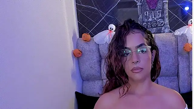 roxanne dl online show from 14, 10, 2025