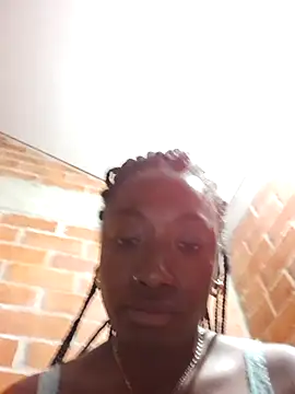 Snapshot of DarkHoneyy chatting on 6, 11, 2025 DarkHoneyy online show from 6, 11, 2025