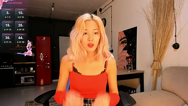 Snapshot of Korean_blink chatting on 8, 10, 2025 Korean blink online show from 8, 10, 2025