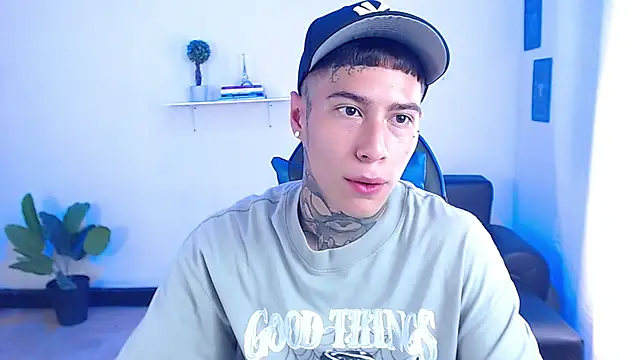 Snapshot of setthomas chatting on 30, 10, 2025 setthomas online show from 30, 10, 2025