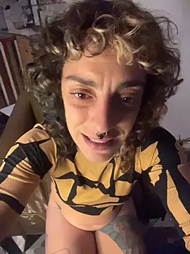Snapshot of etherconh chatting on 18, 5, 2026 etherconh online show from 18, 5, 2026