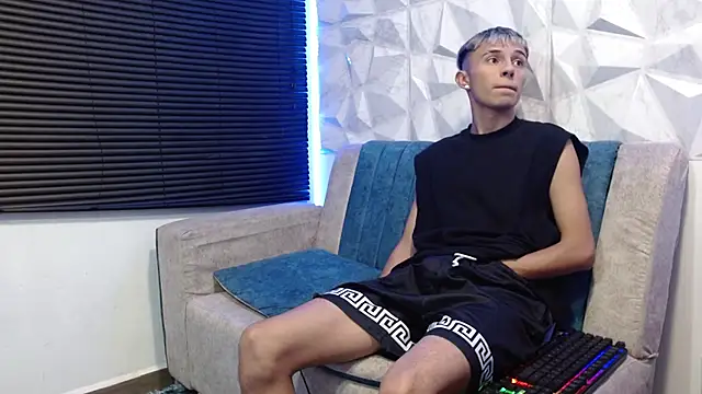 Isaac tan online show from 5, 10, 2025