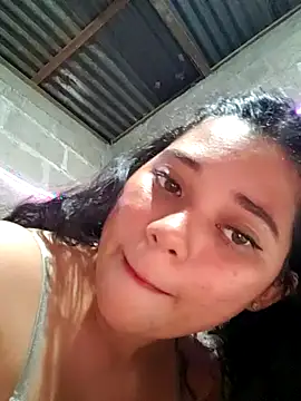 Snapshot of Violethroos chatting on 5, 12, 2025 Violethroos online show from 5, 12, 2025