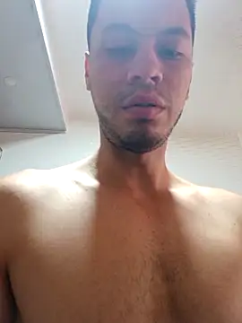 Snapshot of josrenyerz chatting on 16, 2, 2026 josrenyerz online show from 16, 2, 2026