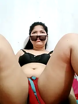 Snapshot of Nusrat-N chatting on 20, 9, 2025 Nusrat-N online show from 20, 9, 2025