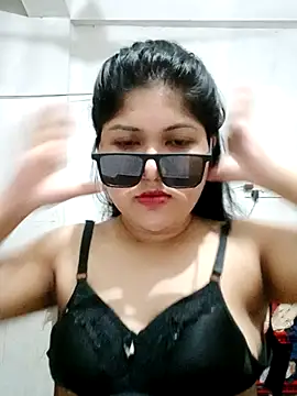 Snapshot of Nusrat-N chatting on 20, 9, 2025 Nusrat-N online show from 20, 9, 2025