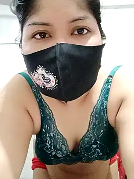 Snapshot of Nusrat-N chatting on 4, 11, 2025 Nusrat-N online show from 4, 11, 2025