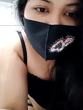 Snapshot of Nusrat-N chatting on 8, 11, 2025 Nusrat-N online show from 8, 11, 2025