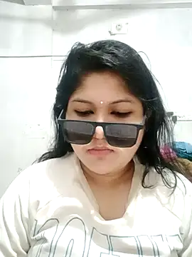 Snapshot of Nusrat-N chatting on 2, 12, 2025 Nusrat-N online show from 2, 12, 2025