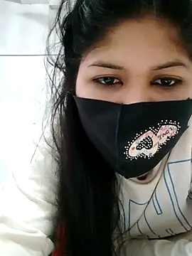 Snapshot of Nusrat-N chatting on 3, 12, 2025 Nusrat-N online show from 3, 12, 2025