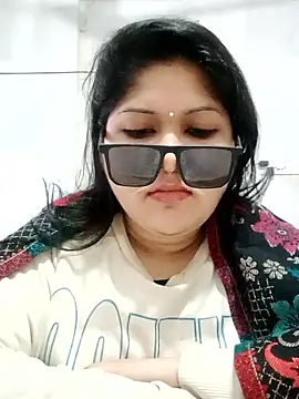 Snapshot of Nusrat-N chatting on 5, 12, 2025 Nusrat-N online show from 5, 12, 2025