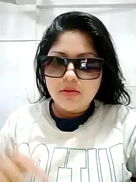 Snapshot of Nusrat-N chatting on 14, 12, 2025 Nusrat-N online show from 14, 12, 2025