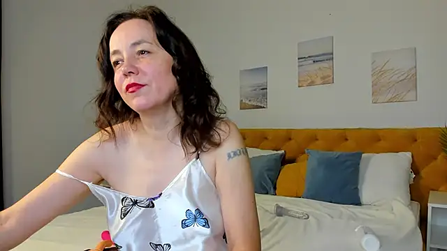 Snapshot of Kira_Adler chatting on 14, 10, 2025 Kira Adler online show from 14, 10, 2025