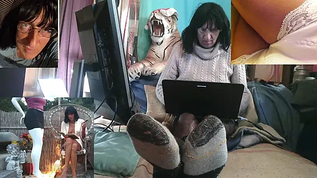 Snapshot of SissiDomination chatting on 20, 12, 2025 SissiDomination online show from 20, 12, 2025