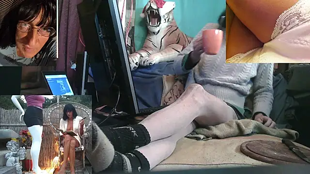 Snapshot of SissiDomination chatting on 9, 1, 2026 SissiDomination online show from 9, 1, 2026