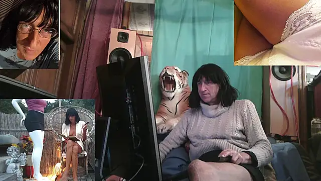 Snapshot of SissiDomination chatting on 6, 2, 2026 SissiDomination online show from 6, 2, 2026