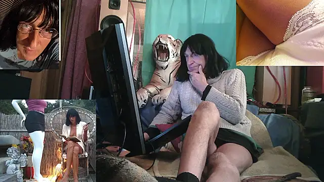 Snapshot of SissiDomination chatting on 15, 2, 2026 SissiDomination online show from 15, 2, 2026