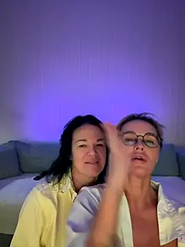 Snapshot of PleasureWeCouple chatting on 18, 10, 2025 PleasureWeCouple online show from 18, 10, 2025