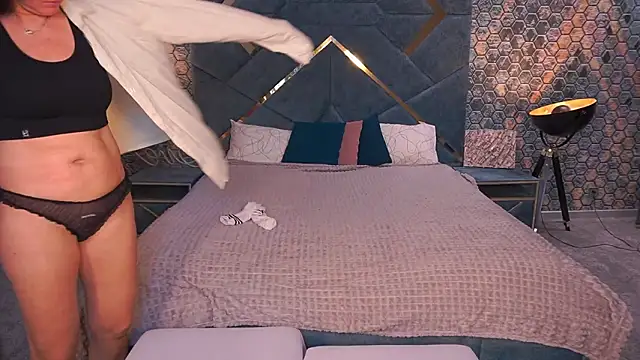 PleasureWeCouple online show from 2, 2, 2026