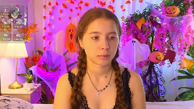 Snapshot of CatherineRichards chatting on 19, 10, 2025 CatherineRichards online show from 19, 10, 2025