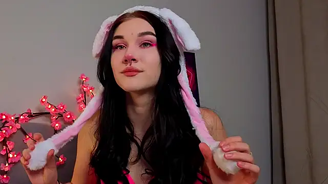 JenniferSullivan online show from 24, 10, 2025