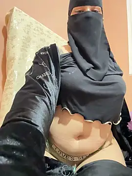  Laiali  online show from 22, 12, 2025