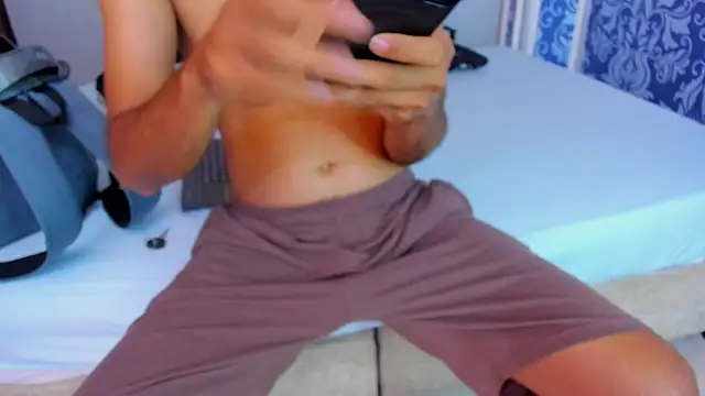 Snapshot of magnus_serket chatting on 25, 11, 2025 magnus serket online show from 25, 11, 2025