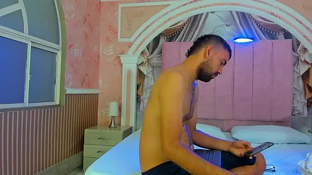 magnus serket online show from 13, 2, 2026