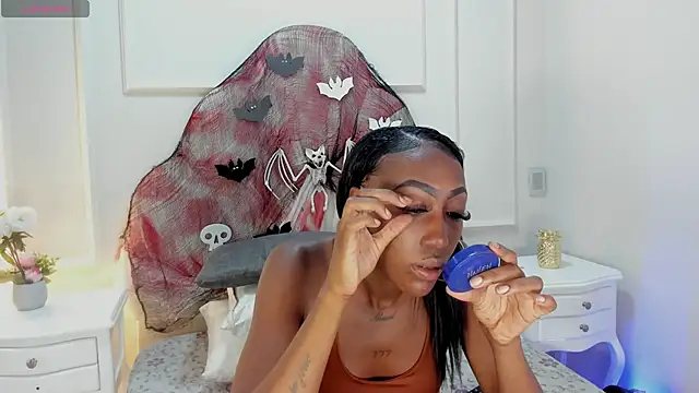 Anamonrroe online show from 23, 10, 2025