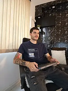 Snapshot of Rafael_Mendezz chatting on 6, 7, 2026 Rafael Mendezz online show from 6, 7, 2026