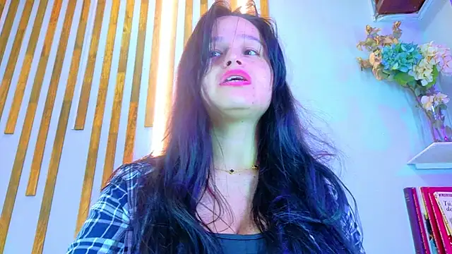 Snapshot of Jennifer_Vega1 chatting on 5, 10, 2025 Jennifer Vega1 online show from 5, 10, 2025