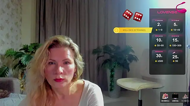 Julia Giulia online show from 9, 3, 2026