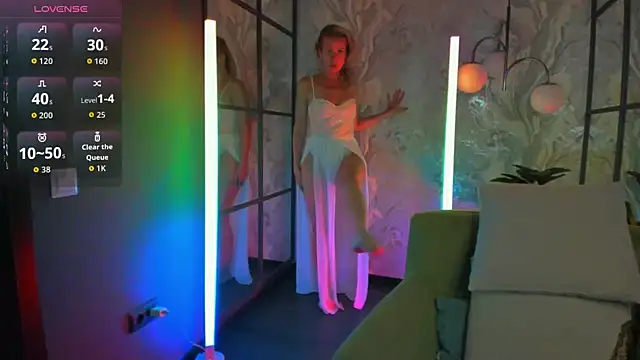 Snapshot of Julia_Giulia chatting on 18, 7, 2026 Julia Giulia online show from 18, 7, 2026