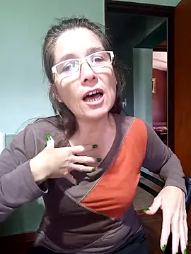 Snapshot of Merida2276 chatting on 29, 9, 2025 Merida2276 online show from 29, 9, 2025